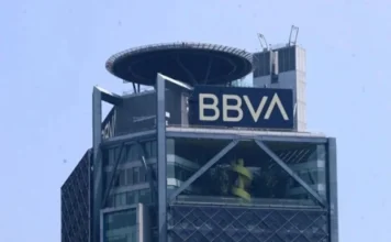 Reduce BBVA perspectiva de crecimiento económico de México para el 2026 Gráfica que muestra el crecimiento económico de México en 2026 con una reducción a 1.2 por ciento según BBVA