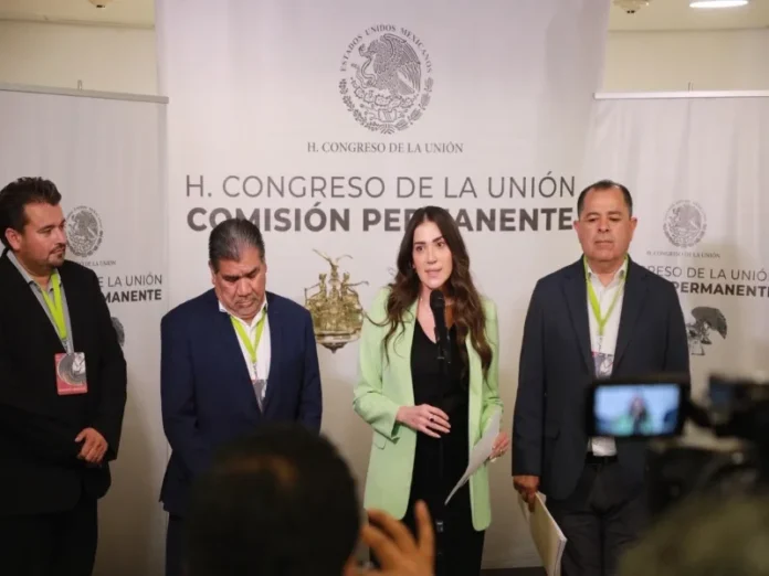 Desaparición de poderes en Sinaloa Desaparición de poderes en Sinaloa por narcotráfico y corrupción