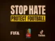 Los partidos de hoy del Mundial tendrán mensajes contra el discurso de odio Banderines con la frase contra el discurso de odio en el Mundial