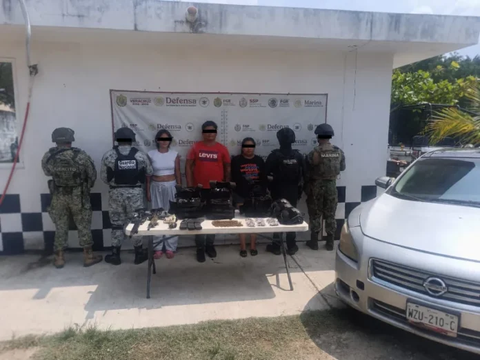 Ejército Mexicano en Minatitlán Veracruz durante una operación contra la delincuencia organizada
