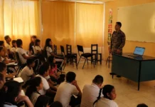 Ejército Mexicano realiza conferencia sobre «Golpe de Calor» a estudiantes de Cosoleacaque Estudiantes escuchan conferencia sobre Golpe de Calor en Cosoleacaque