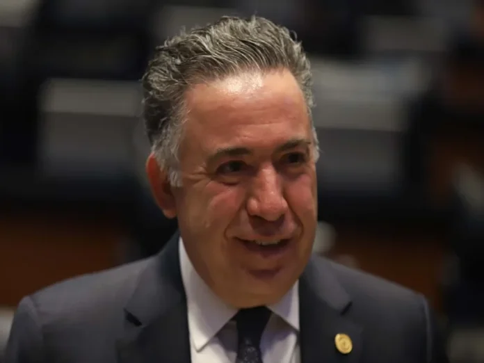 Imagen del senador Enrique Inzunza relacionada con la gubernatura de Sinaloa