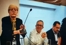 Patriotismo amnésico Libertad de Expresión en Veracruz: Periodistas rechazan discurso patriotero en acto de reconocimiento