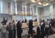 «Fuera, fuera», gritan a Jenaro Villamil en el Día de la Libertad de Expresión en Veracruz Jenaro Villamil abucheado en el Día de la Libertad de Expresión en Veracruz