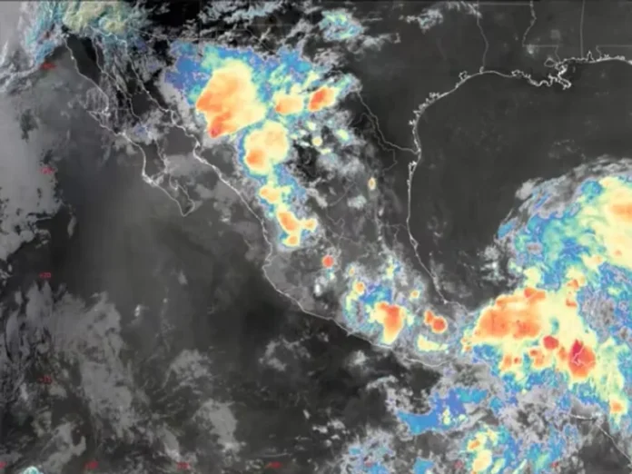 Lluvias intensas en México Lluvias intensas en México causadas por fenómenos meteorológicos