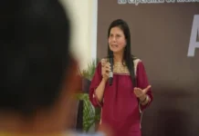 «Es un tipo asqueroso»: prima de López Obrador lanza lista de insultos a Trump durante mitin en Palenque Manuela Obrador critica a Trump en evento de Morena en Chiapas con frase clave Manuela Obrador Trump