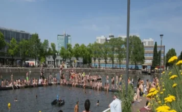 «Deberán acostumbrarse»: olas de calor en Europa serán más frecuentes e intensas, advierte Organización Meteorológica Mundial Olas de calor en Europa causan temperaturas récord y sequía