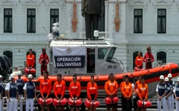 Marina despliega en Veracruz 200 elementos como parte de la Operación Salvavidas para vacaciones de verano La Operación Salvavidas en Veracruz cuenta con 200 elementos para brindar seguridad