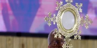Papa León XIV pide dejar de polarizar con «ideologías prefabricadas» en discurso en el Palacio Real de Madrid Papa León XIV pide dejar ideologías prefabricadas en discurso en Madrid
