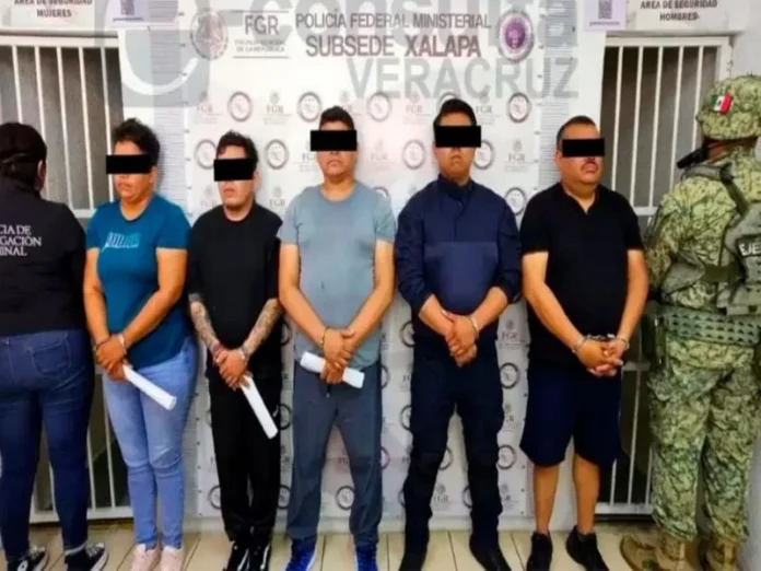 Detención de policías en Veracruz Policías de Veracruz detenidos por crimen organizado y desaparición forzada