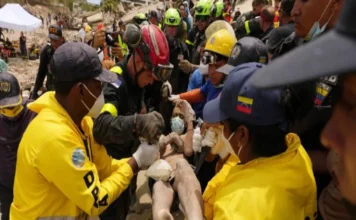 Casi 7 millones de personas podrían verse afectadas por los terremotos en Venezuela, advierte la ONU Terremotos en Venezuela: escombros y destrucción en La Guaira