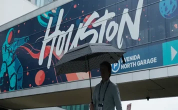 Tormenta tropical «Arthur»: Inundaciones peligrosas amenazan la costa del Golfo en EU Tormenta tropical Arthur causa inundaciones en la costa del Golfo
