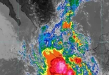 Se mantiene la alerta por la tormenta tropical «Boris»; prevén que toque tierra hasta este martes Tormenta tropical Boris se acerca a la costa del Pacífico mexicano