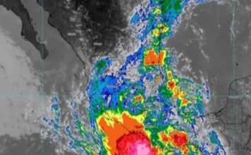 Se mantiene la alerta por la tormenta tropical «Boris»; prevén que toque tierra hasta este martes Tormenta tropical Boris se acerca a la costa del Pacífico mexicano