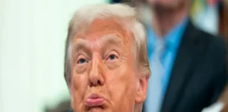 Trump niega que su gobierno haya acordado un pago de 300 millones de dólares a Irán Trump niega el pago de 300 millones de dólares a Irán en un acuerdo bilateral