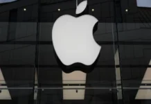 Apple acusa a OpenAI de robar secretos comerciales y señala a su jefe de hardware Apple demanda a OpenAI por robo de secretos comerciales y espionaje de productos