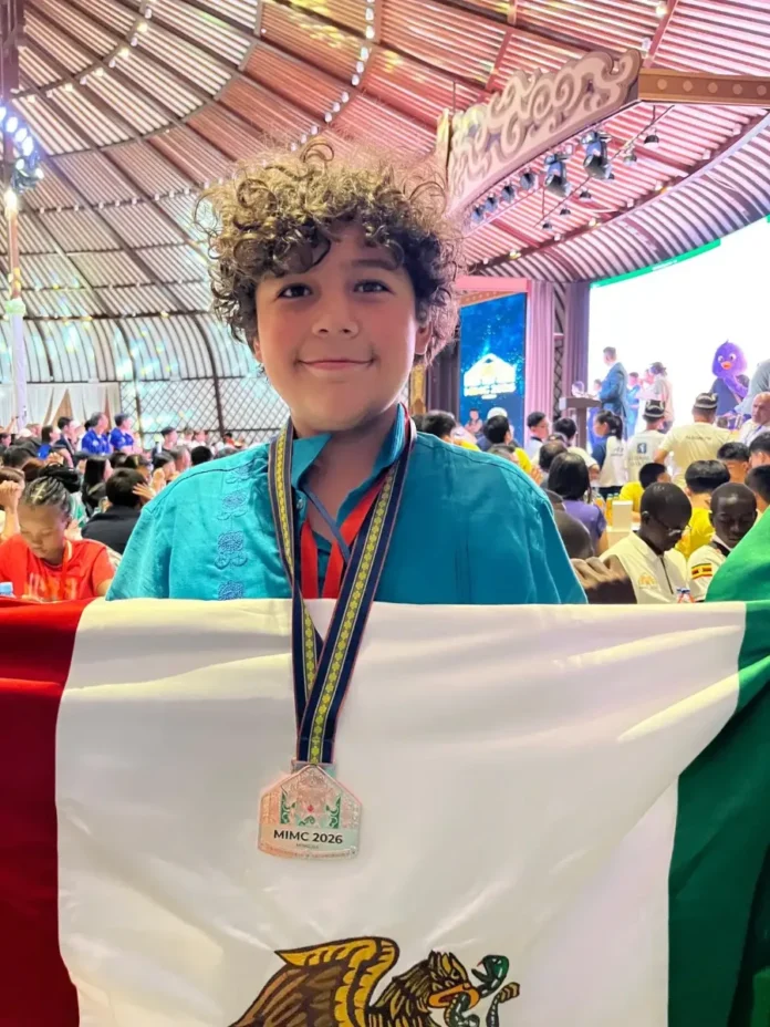 Estudiante de Coahuila gana medalla de bronce en competencia matemáticas
