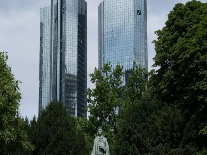 Deutsche Bank investigado por transacciones bursátiles cuestionables en Postbank