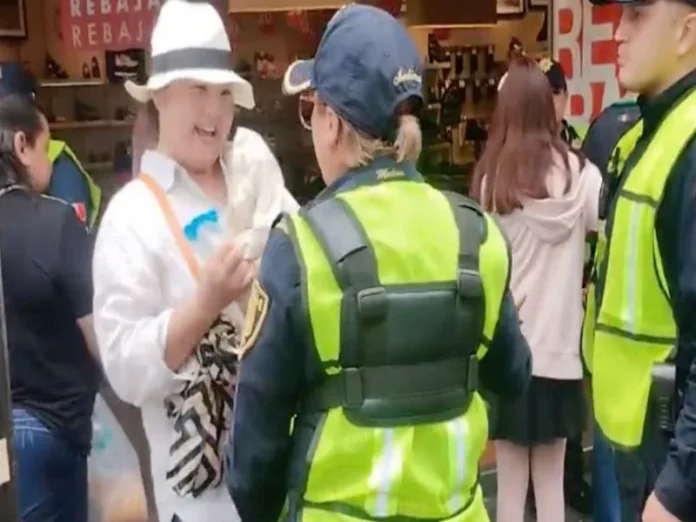 Imagen del Zócalo durante el FIFA Fan Festival Aficionados en el Zócalo para el FIFA Fan Festival con medidas de seguridad