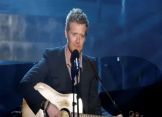 Muere Glen Hansard en accidente de moto a los 56 años; cantante irlandés ganador de un premio Óscar Glen Hansard, cantante irlandés y ganador de un premio Óscar, falleció en un accidente de moto