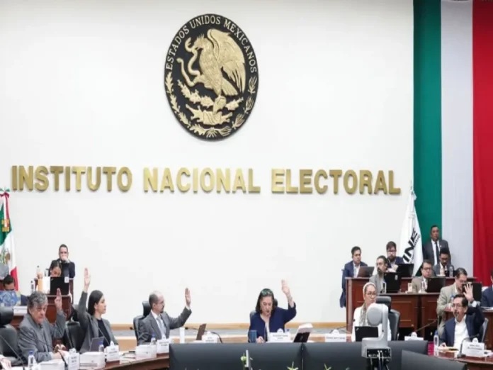 INE pierde trabajadores tras cambios de Taddei en México