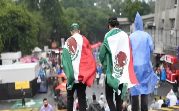 México vs Inglaterra se retrasa una hora por tormenta; FIFA modifica el horario del partido de octavos Mundial 2026: Imagen del partido entre México e Inglaterra retrasado por tormenta