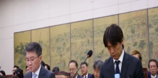 El exentrenador de Corea del Sur es interrogado en el parlamento junto al expresidente de la federación por fracaso en el Mundial 2026 El exentrenador y expresidente de Corea del Sur durante el Mundial 2026