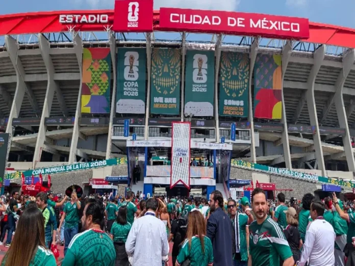 Estadio Azteca lleno de hinchas mexicanos Hinchas mexicanos en el Estadio Azteca durante el Mundial 2026