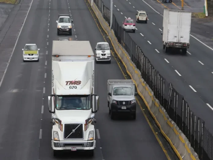 Paraderos seguros en la autopista Puebla-Orizaba Paraderos seguros en la autopista Puebla-Orizaba para reducir asaltos carreteros
