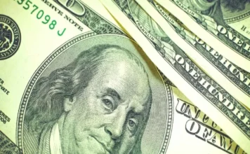 Peso mexicano cae frente al dólar ante preocupaciones sobre Oriente Medio Peso mexicano cae frente al dólar en el mercado de divisas