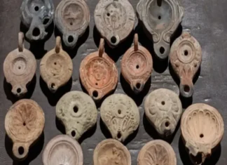 Egipto descubre 18 tumbas de los períodos ptolemaico y romano en la costa mediterránea Imagen de las tumbas antiguas descubiertas en la costa mediterránea de Egipto