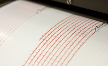 Terremoto de 5.6 sacude Qinghai, China; activan operativo de emergencia La misma prefectura registró el pasado 16 de junio un terremoto de magnitud 6.3 que dejó un fallecido y ocho heridos, y que fue seguido por varios movimientos sísmicos en la zona durante los días posteriores.