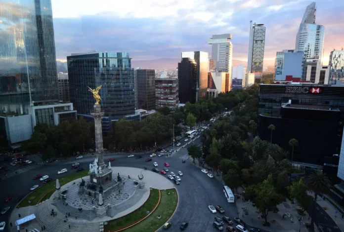 Coparmex Los empresarios lamentaron que cerca del 80% de los empresarios asociados considera que el país no cuenta actualmente con las condiciones idóneas para emprender nuevas inversiones o expandir sus operaciones existentes.