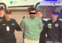 Aterriza Fernando Farías en CDMX tras su expulsión de Argentina; lo trasladan al “Altiplano” Godoy adelantó que tras el seguimiento de las operaciones, se solicitaron nuevas órdenes de aprehensión a accionistas, apoderados, socios y enlaces, en seis estados del país.