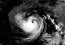 “Karina” se fortalece a huracán en el Pacífico, a unos mil kilómetros de Baja California De acuerdo con el centro de monitoreo estadounidense, se esperaba que el fenómeno meteorológico se mantuviera muy lejos de tierra, pero el oleaje de la tormenta probablemente provocará condiciones peligrosas y corrientes en el sureste de México.
