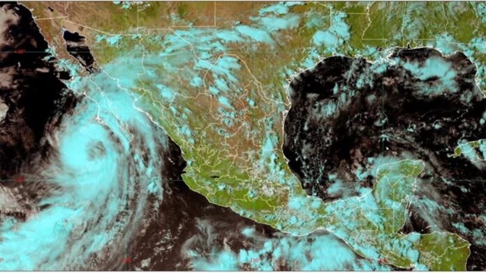 Karina-Huracán La temporada no está próxima a terminar. La tormenta ‘Karina’ es el duodécimo ciclón tropical de la temporada en el océano Pacífico. Este año no se reportó el impacto de algún huracán en las regiones costeras del país; sin embargo, esto no significa que no pueda ocurrir durante las próximas semanas.