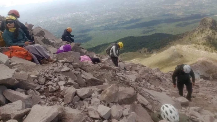 La Malinche-Excursionista Muere excursionista de Orizaba tras caer en ruta hacia la cima del volcán La Malinche