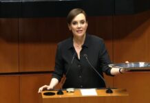 “Apoyen a Andy, ¡rompan sus visas!, reta Lilly Téllez a morenista en la Comisión Permanente del Congreso La legisladora aprovechó cuando se discutía la designación de Rogelio Granguillhome Morfin como embajador de México en Irlanda, para pedir al diplomático que no use la embajada en ese país para dar refugio a López Beltrán.