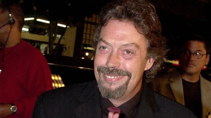 El actor británico Tim Curry, famoso por su papel como Dr Frank-N-Furter en el filme musical de culto "The Rocky Horror Picture Show", murió a los 80 años, informó este miércoles el sitio especializado TMZ.