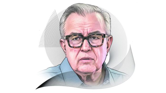 El supuesto es importante, porque el problema nunca fue solamente si Rocha Moya podía continuar jurídicamente como gobernador, sino qué habría ocurrido en la práctica con su relación con los bancos y con las operaciones financieras de un gobierno que necesitaba seguir funcionando y su titular es señalado por Estados Unidos como cooperante con el narco.