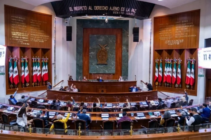Por ahora, Jesús Ibarra Ramos e Ismael Bello Esquivel figuran entre los nombres mencionados en las versiones que circulan entre los legisladores, pero ninguno debe considerarse confirmado mientras no exista un dictamen oficial y una determinación del pleno del Congreso del Estado.
