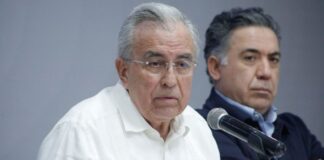 Rocha Moya regresa a la gubernatura de Sinaloa pese a denuncia de EU por narcotráfico El gobernador y nueve personas más, entre ellas el senador Enrique Inzunza y el presidente municipal de Culiacán con licencia Juan de Dios Gámez Mendívil, son requeridas por la Fiscalía del Distrito Sur de Nueva York.