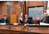 Crece inconformidad interna en Tribunal Electoral contra su presidente, Gilberto Salazar De acuerdo con las fuentes consultadas, en lugar de atender estos casos bajo protocolos de protección, las quejas habrían sido descalificadas, situación que las afectadas consideran un posible acto de violencia institucional y que, aseguran, podría inhibir la continuidad o ratificación de los expedientes.