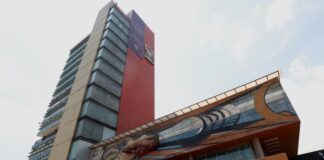 Inician hoy inscripciones en la UNAM La institución invitó a los aspirantes seleccionados a consultar la página de su facultad o escuela para continuar sus trámites y participar en las actividades de recepción y bienvenida. Este grupo de estudiantes iniciará su semestre el 31 de agosto de 2026.