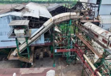 Industriales de Veracruz llaman a Nahle a respetar libertad de empresa por cierre de Ingenio San Pedro La Asociación de Industriales añadió que el cierre del Ingenio deriva la severa presión económica que enfrenta la agroindustria en general y el sector azucarero en específico, debido a la importación desmedida de azúcar extranjera, el contrabando técnico y el desplazamiento de consumo por otros endulzantes.