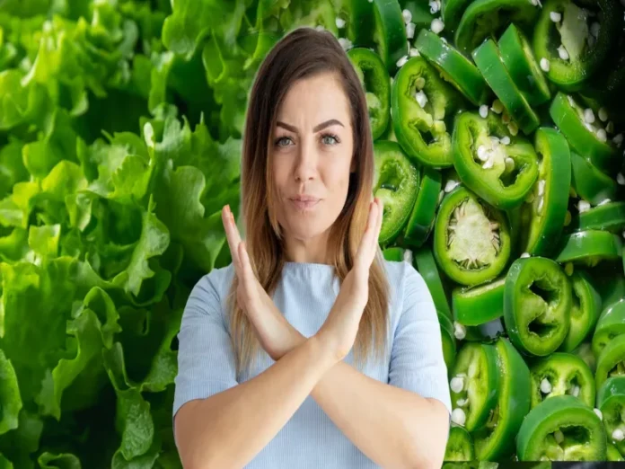 Jalapeños y lechuga mexicanos vetados por EU por salmonela y diarrea explosiva