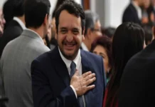 Andy López reconoce que en su campaña para diputado por Tabasco lo identifican sólo por el nombre de su papá Andy López utiliza el nombre de su padre en su campaña por Andy López Tabasco