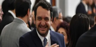 Andy López reconoce que en su campaña para diputado por Tabasco lo identifican sólo por el nombre de su papá Andy López utiliza el nombre de su padre en su campaña por Andy López Tabasco