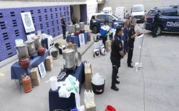 Caen 13 integrantes del CJNG en España y desmantelan laboratorio clandestino; incautan 2.5 toneladas de metanfetamina La policía incauta 2.5 toneladas de metanfetamina del CJNG en España