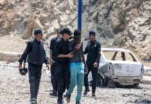 Recuperan 67 cadáveres tras irrupción masiva en Ceuta; 22 países llaman a reunión urgente Imagen de la crisis migratoria en Ceuta con personas intentando cruzar la frontera